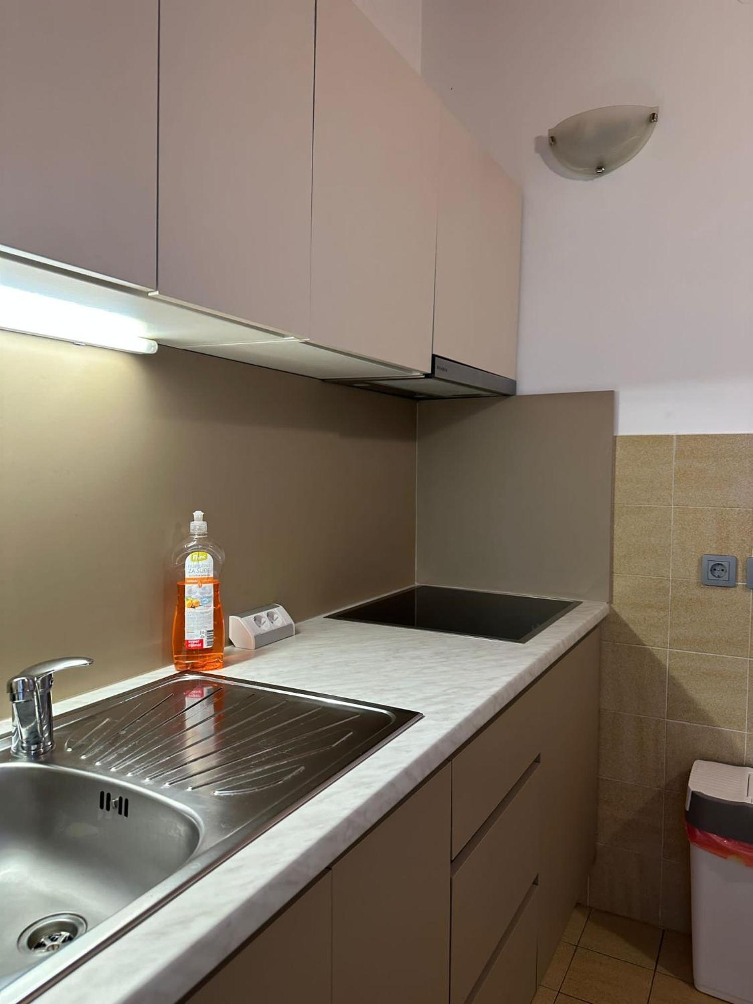 Apartment Sara Новалья Экстерьер фото