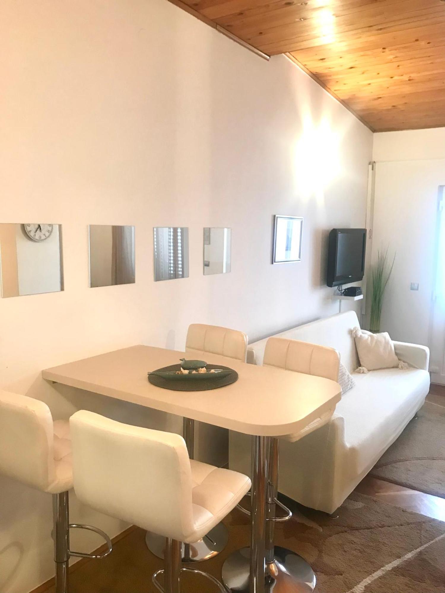 Apartment Sara Новалья Экстерьер фото