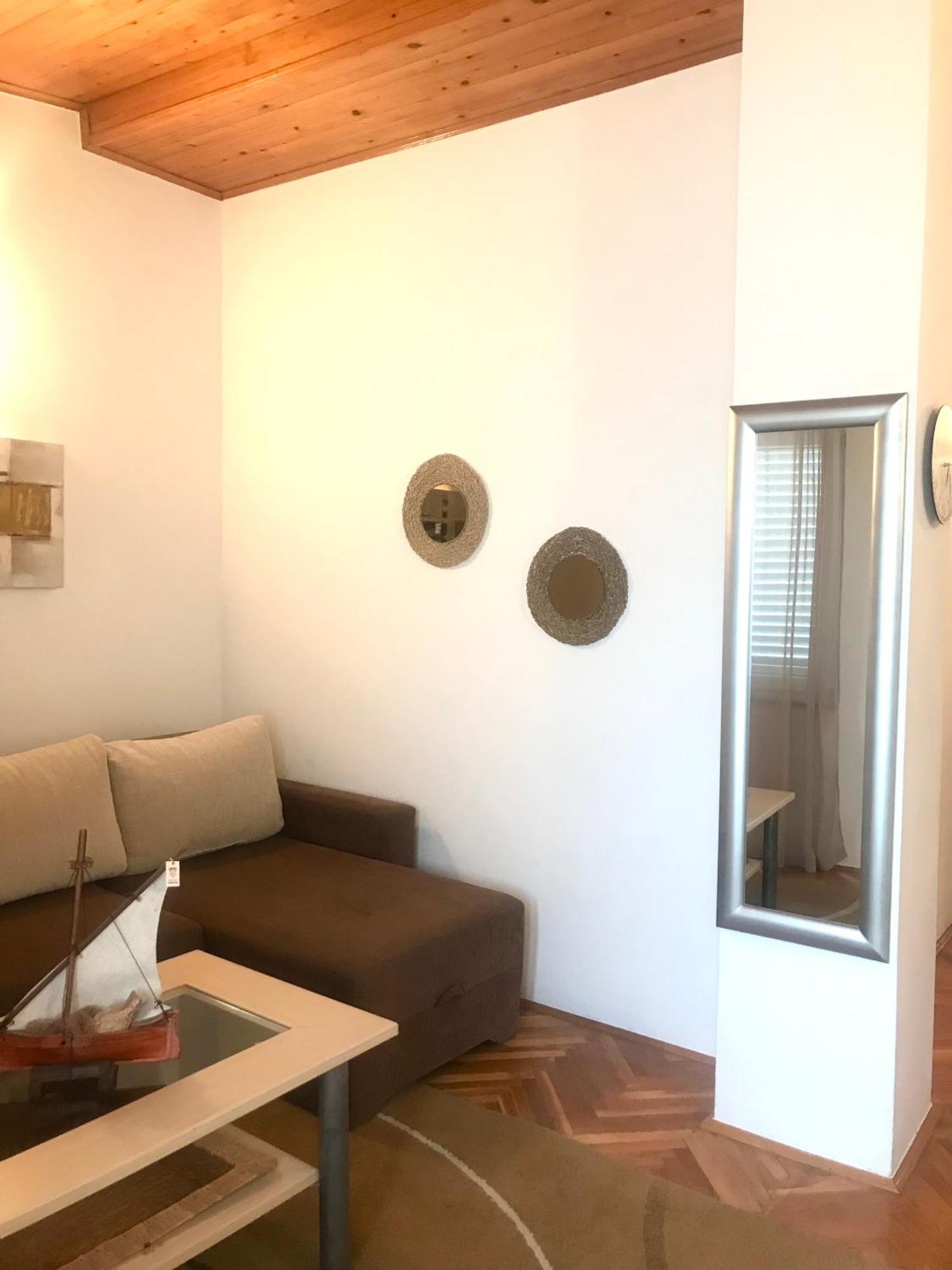 Apartment Sara Новалья Экстерьер фото